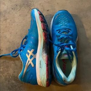 ASICS gel kayano 23 running shoes